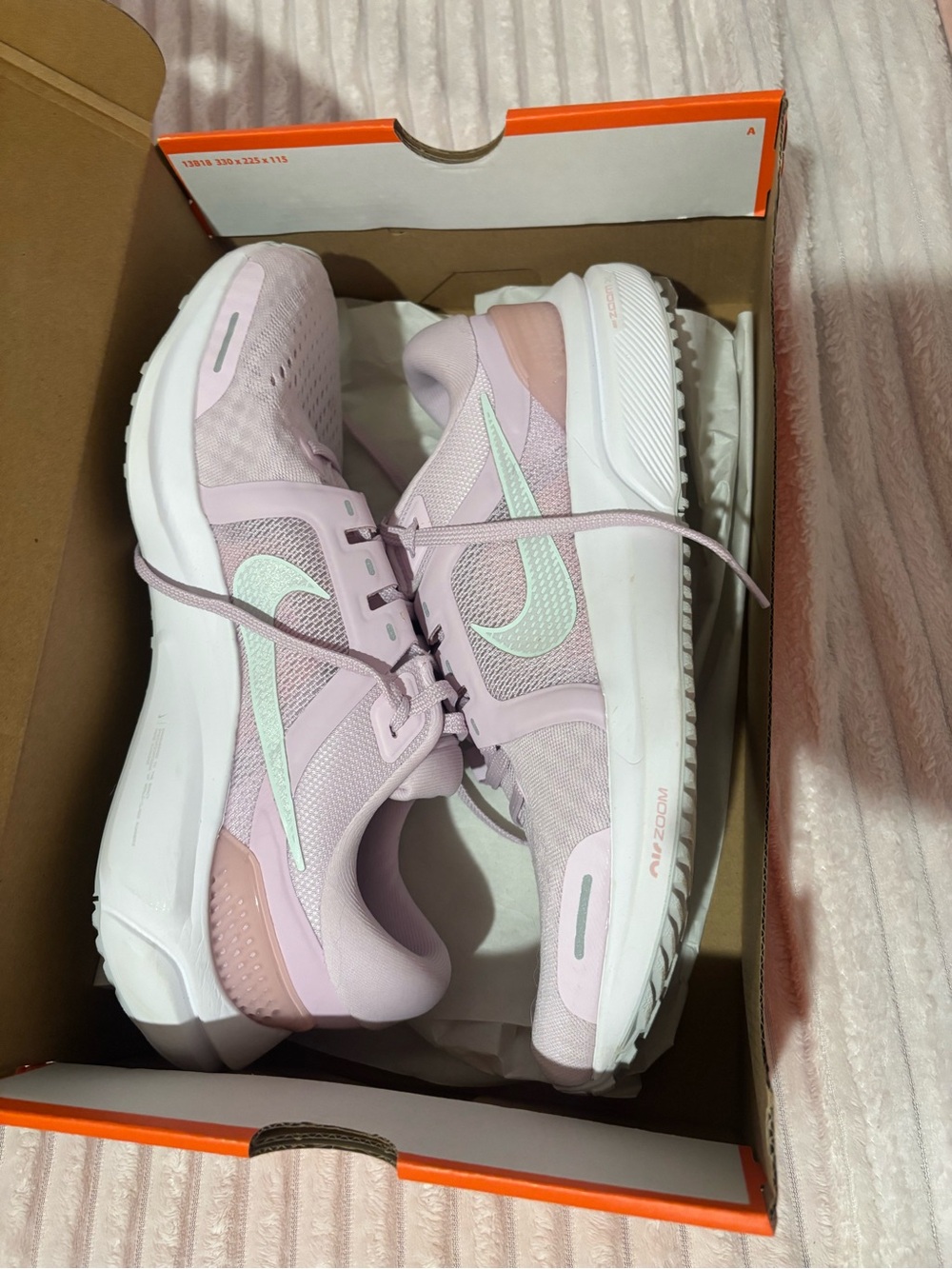Nike Women's Light Pink Running Sneakers with Mint Swoosh